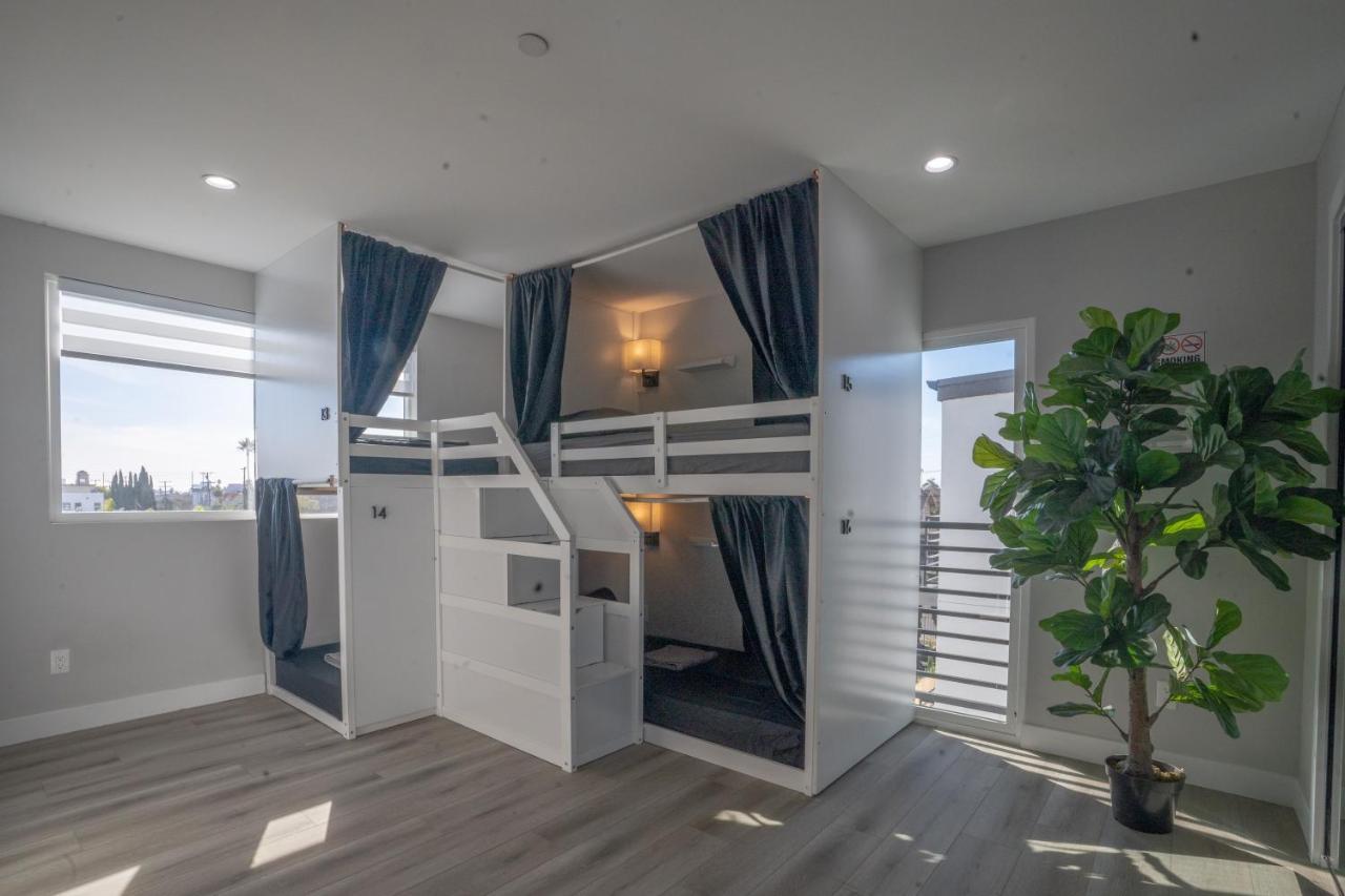 Normandie Hostel Los Angeles Bagian luar foto